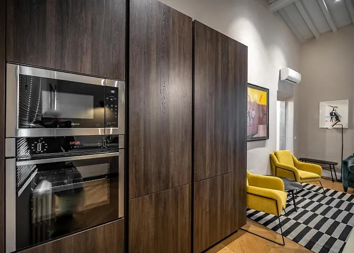 Hs4U Ricasoli Luxury Apartment Near Duomo N.2